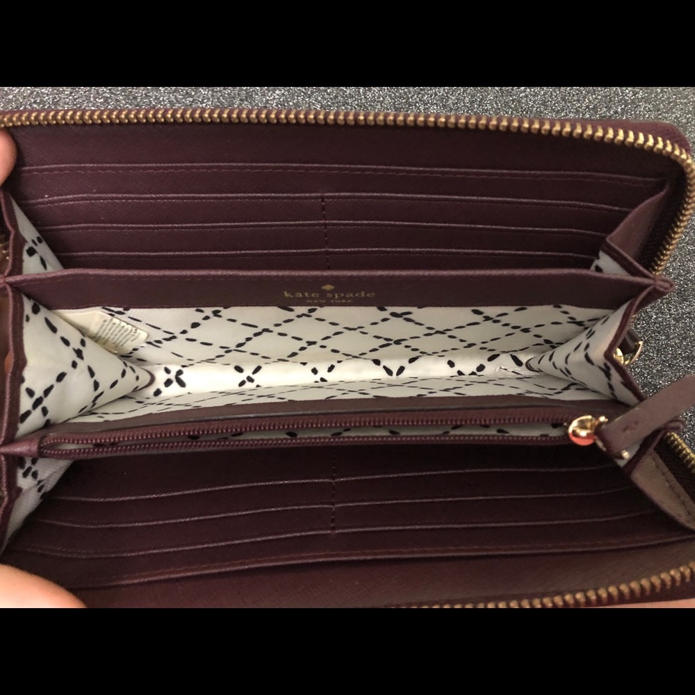 Kate Spade Wallet - Picture 4 of 4